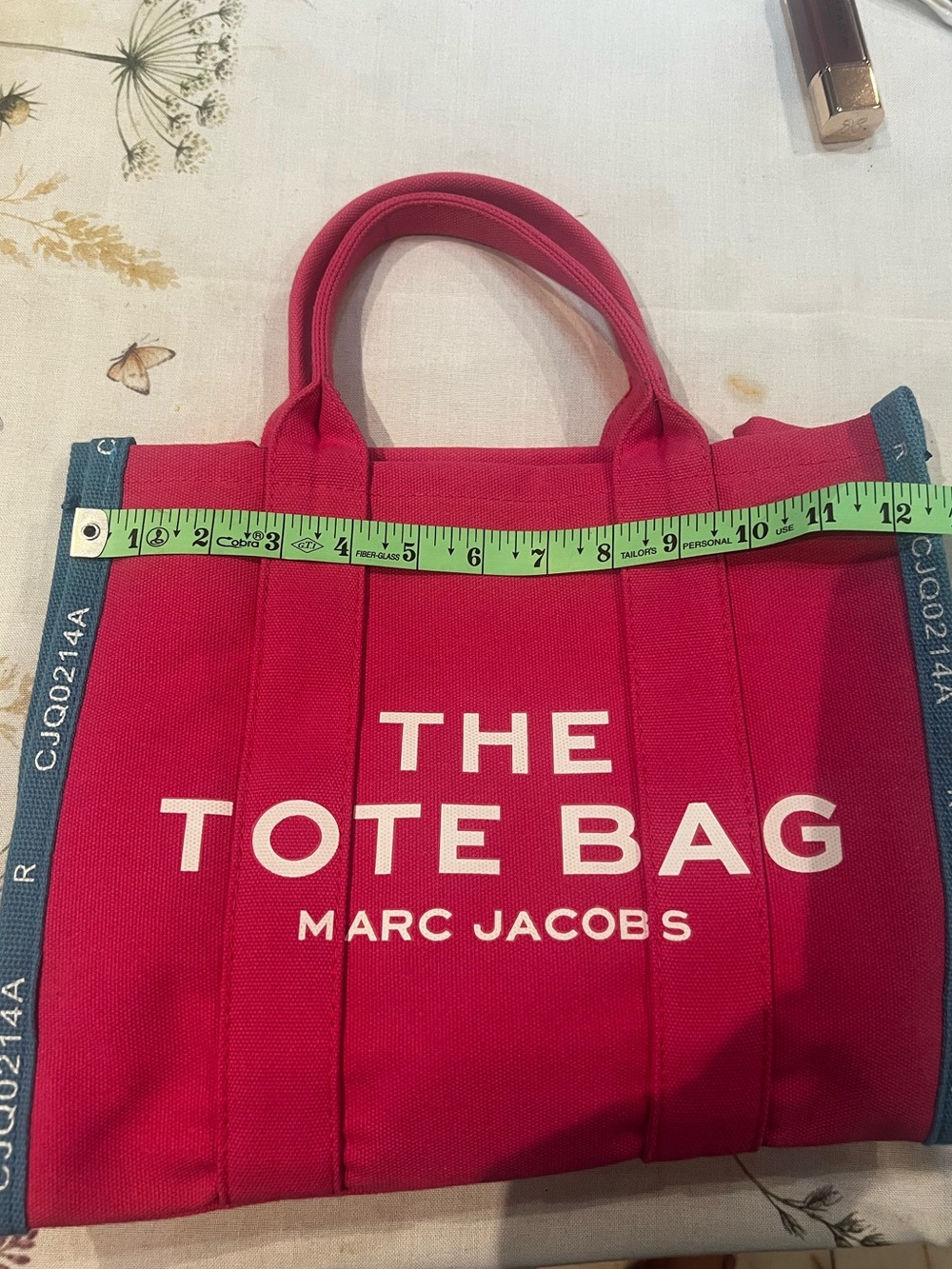 Marc Jacobs Hot Pink Canvas Tote with blue Trim - Picture 4 of 5